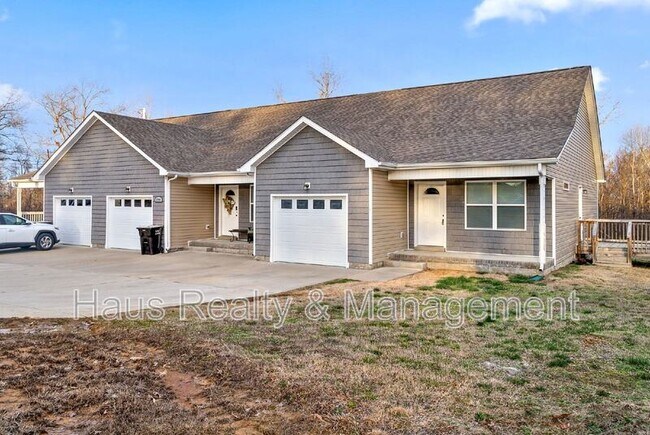 Foto del edificio - 1709 Evans Rd