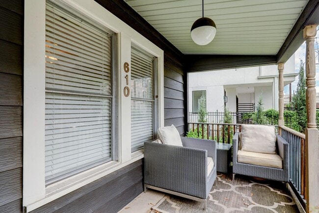 Foto del edificio - 610 Oakley St