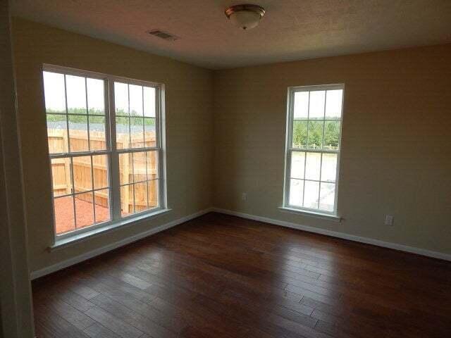 Foto del edificio - 212 Bobwhite Dr