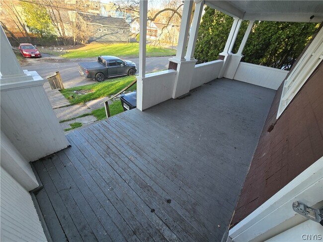 Foto del edificio - 322 Spring St