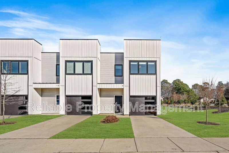 Foto principal - 10 Slater Dr