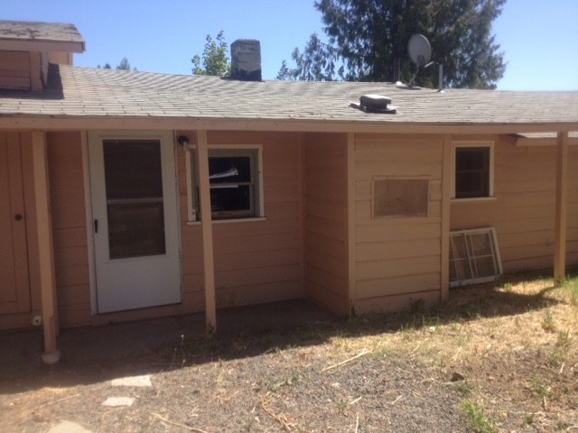 Foto principal - 189-1/2 Mace Rd
