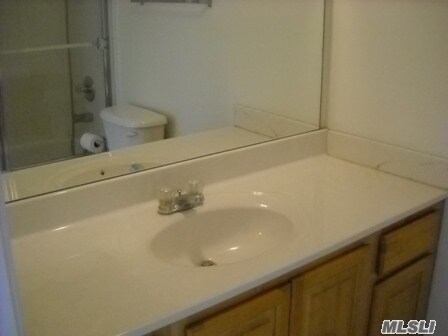 Foto del edificio - 18 Blackberry Commons