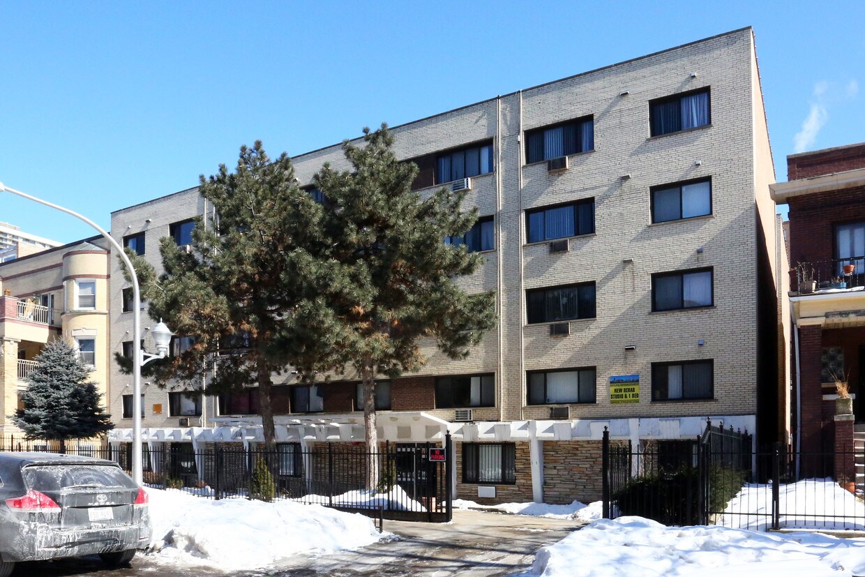 Foto del edificio - The Kenmore Court