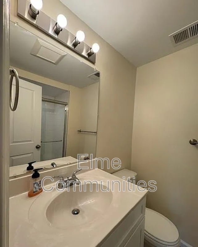 Foto del edificio - 6335 Greenfield Rd