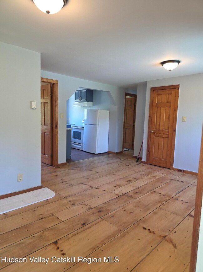 Building Photo - 1253 NY-214