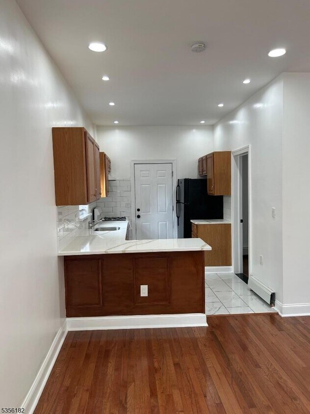 Foto principal - 1214 51st St