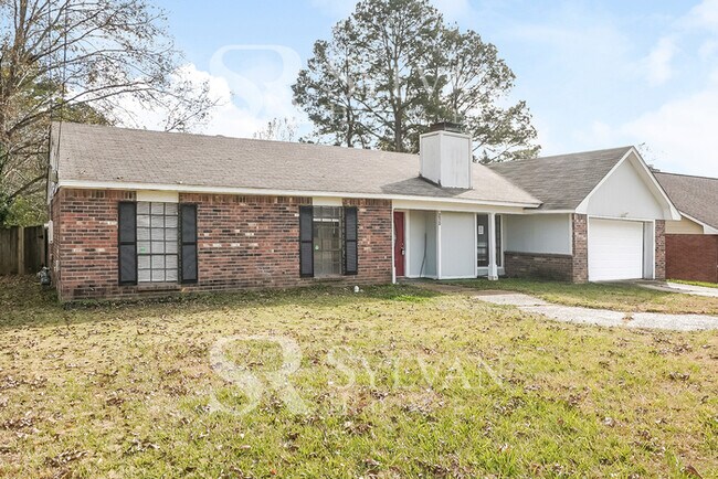 Building Photo - 213 Eagle Dr
