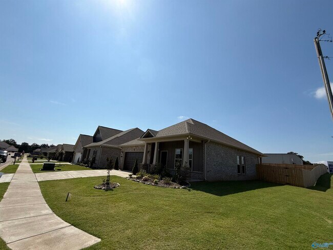 Building Photo - 24008 Quints Dr