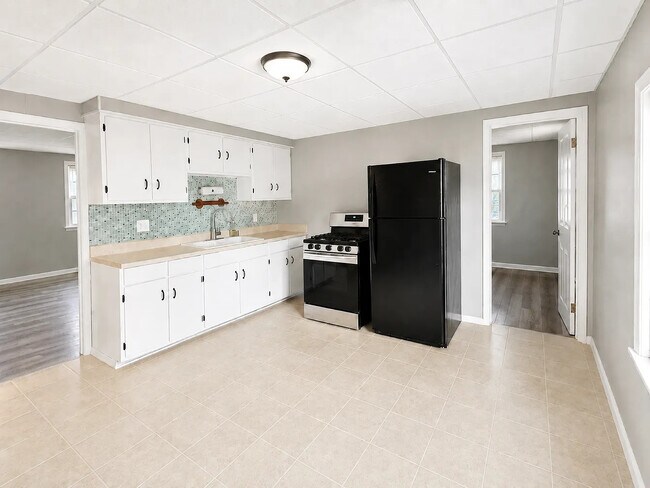 Cocina - 1910 Coltman Rd