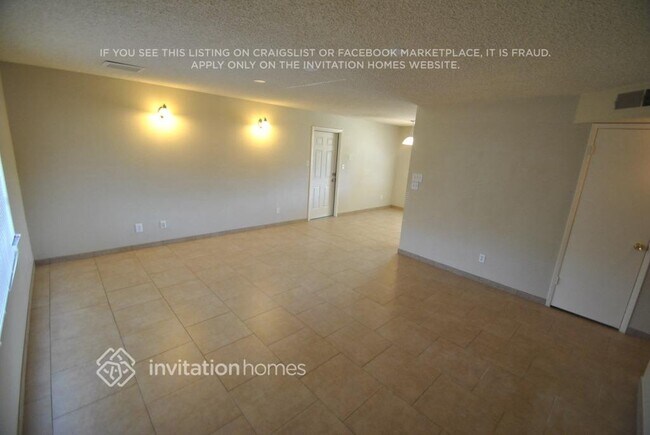 Building Photo - 7227 W San Miguel Ave