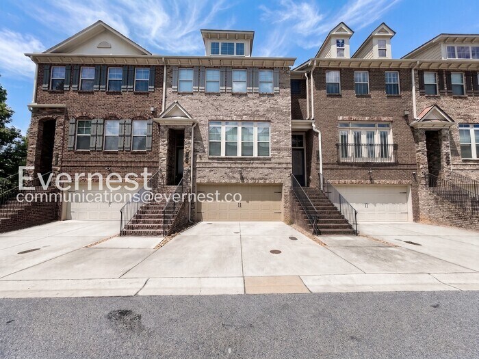 Luxury Living at its Finest: Stunning 3-Bedroom Townhouse in Townsend at Lenox Park / No Pets All... - Luxury Living at its Finest: Stunning 3-Bedroom Townhouse in Townsend at Lenox Park / No Pets All...