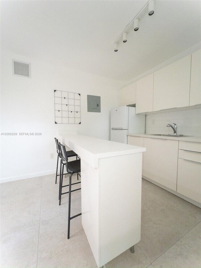 Foto del edificio - 3676 Oak Ave