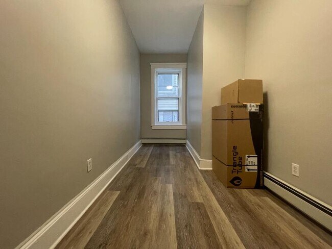 Foto del edificio - 80 W 18TH St