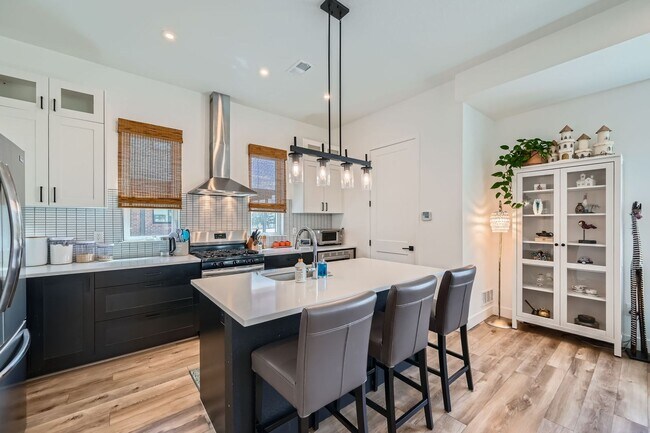 Building Photo - GORGEOUS NEWLY BUILT TOWNHOME IN THE HEART...