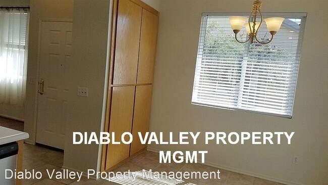 Foto del edificio - 2 br, 2 bath House - 1641 Regent Drive