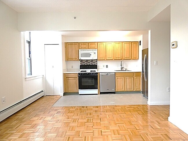 Foto del edificio - 102 Bradhurst Ave.