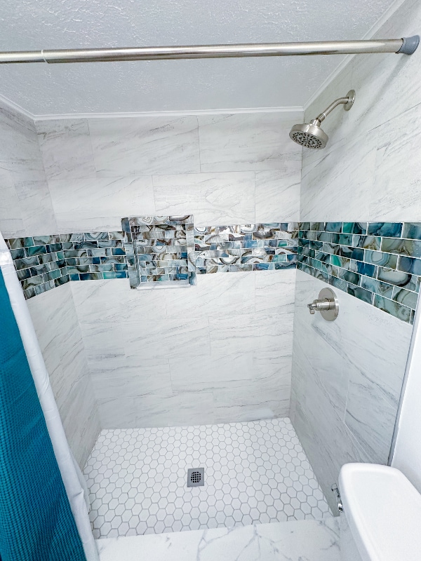 Building Photo - 2370 Leon Ave