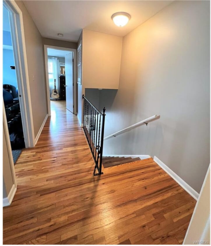 Primary Photo - 172 S Seine Dr