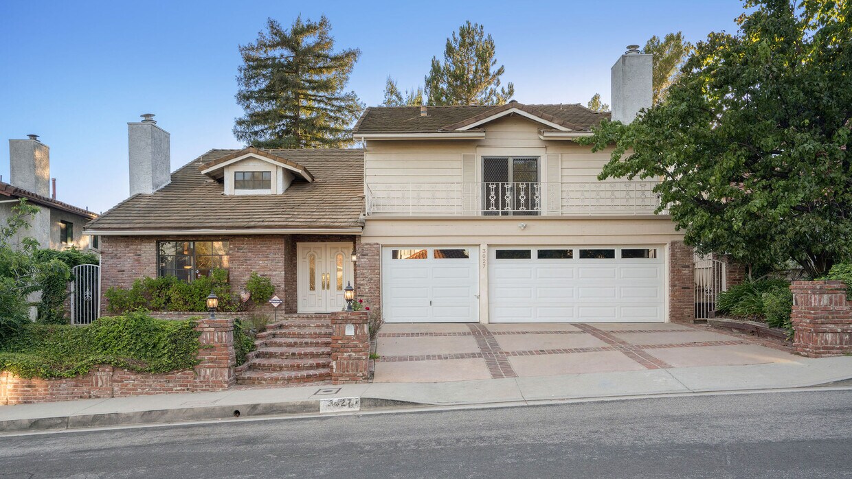 Primary Photo - 3027 Nicada Dr