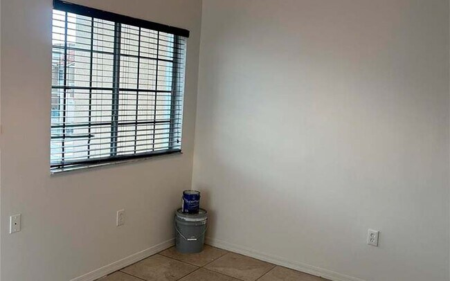 Building Photo - 6425 SW 130th Pl
