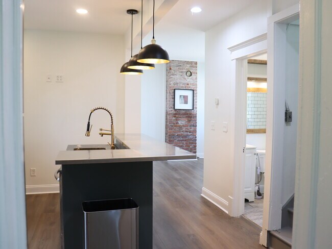 Open kitchen - 20 Olcott Ave