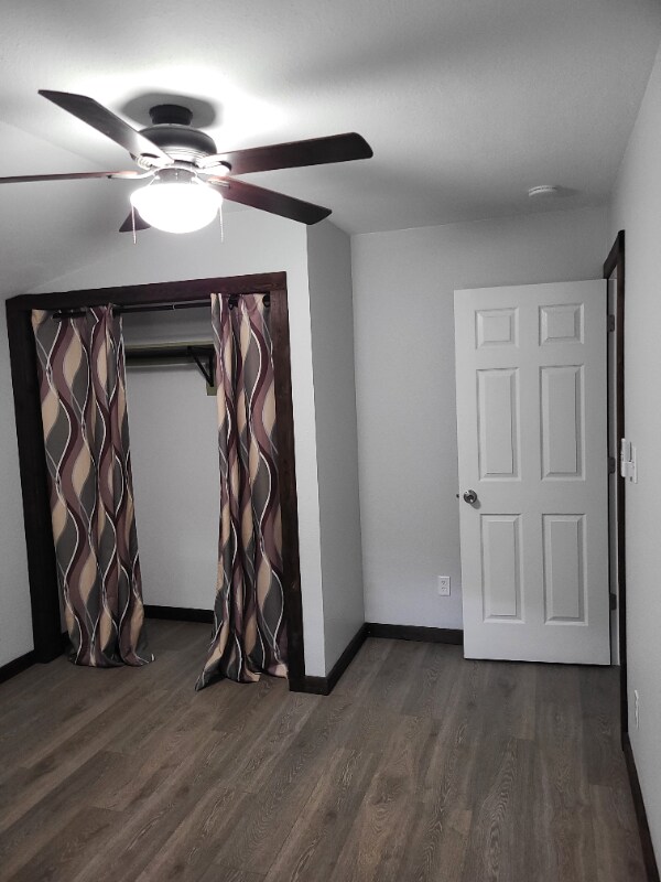 Foto del edificio - 1856 Canyonville-Riddle Rd
