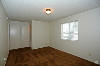 Cabernet Apartments photo'