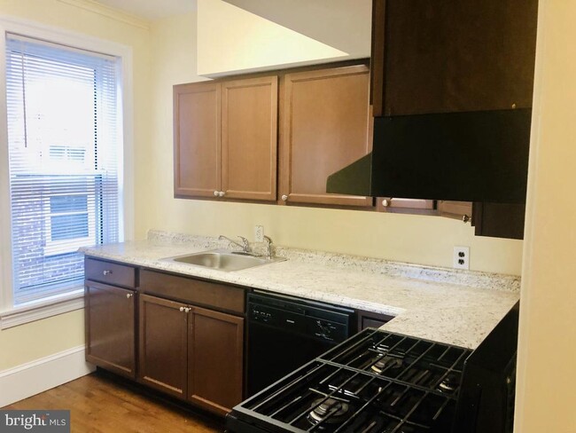 Foto del edificio - 1415 N Harrison St