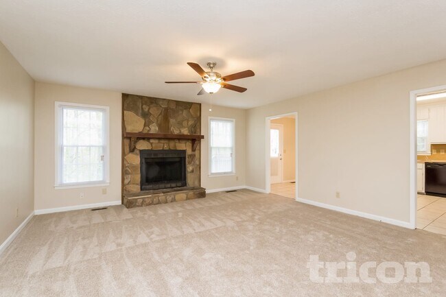 Foto del edificio - 234 Deerchase Dr