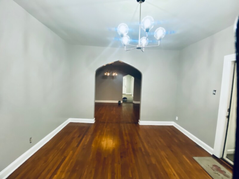 Primary Photo - 2701 W Iowa St