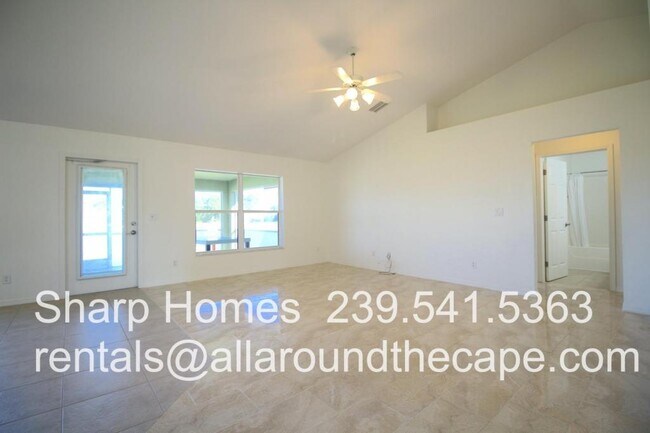 Foto del edificio - 1025 NE 36th Ter