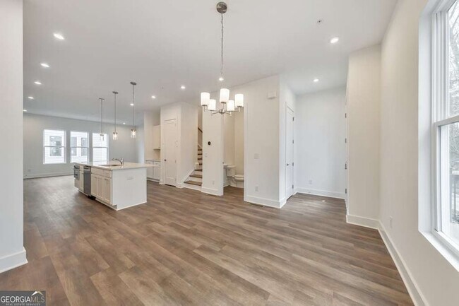 Foto del edificio - 515 Motivation Cir NW