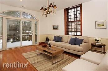 Foto del edificio - 285 Goddard Ave