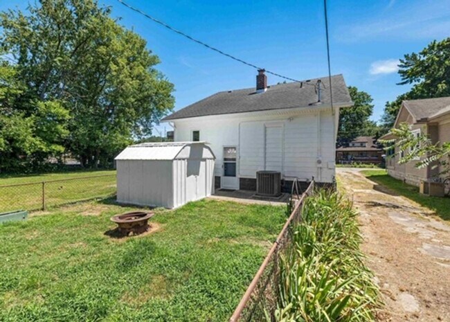 Foto del edificio - 1124 Washington Ave