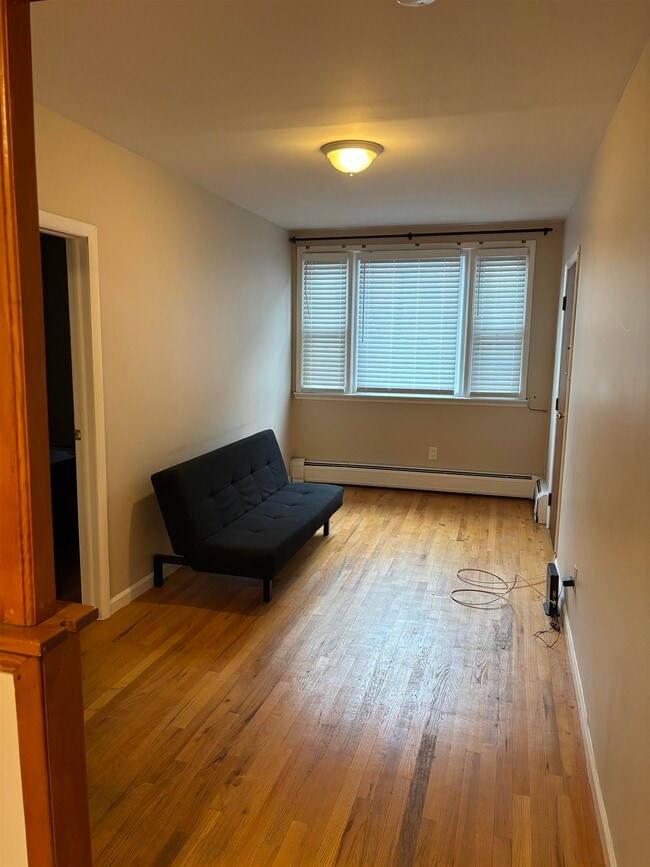 Photo - 610 Grand St (Hoboken, NJ) Apartment