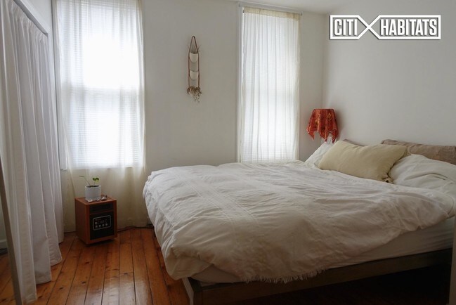 Building Photo - 185 Powers St