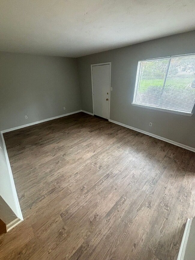 Photo - Two Bedroom Apartment on Blairstone Road