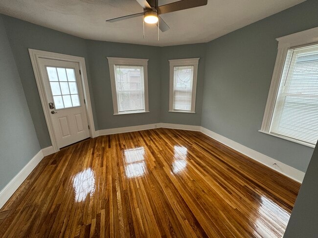 Photo - 35 Cameron Ave Apartment