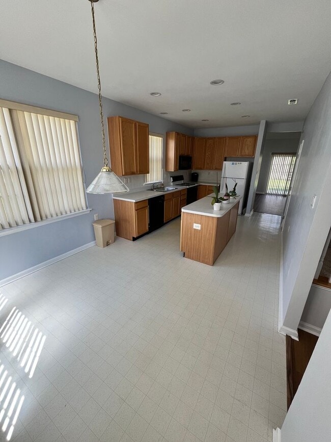 Building Photo - 2 Bed 2.5 Bath Twin in The Villages of Flo...