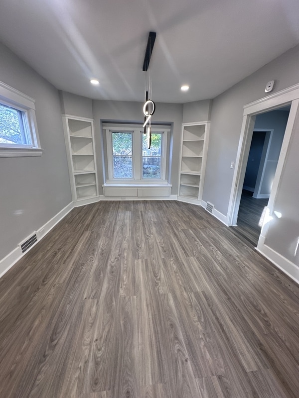 Building Photo - 7500 Dearborn Ave