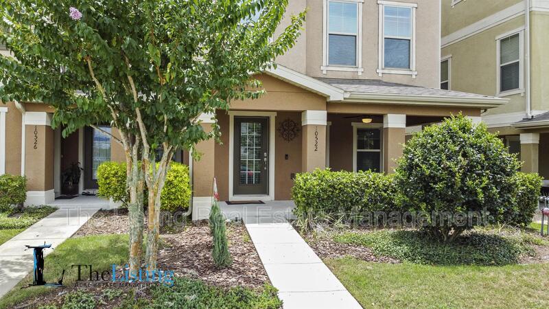 Primary Photo - 10522 Green Ivy Ln