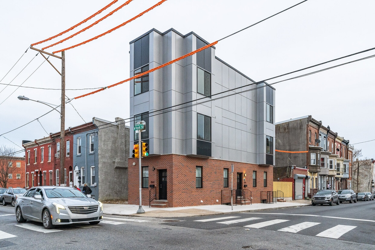 Photo - 1544 W York Street