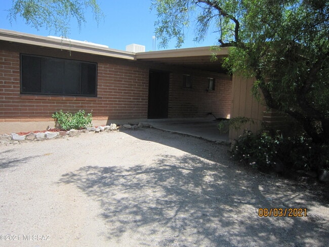 Building Photo - 2502 N Broken Arrow Trail