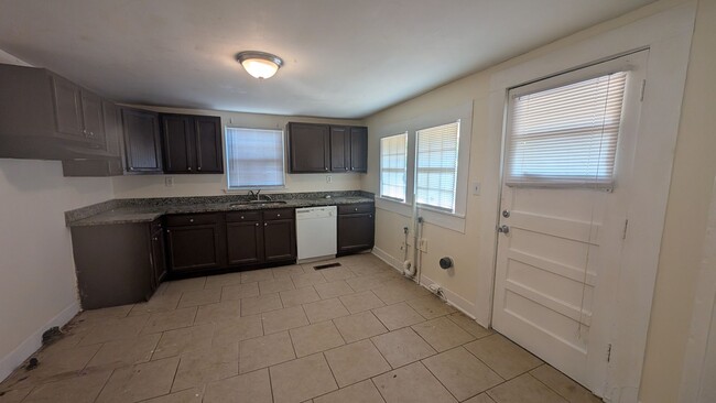 Foto del edificio - 3BR/2BA in Bessemer -- quiet, safe neighbo...