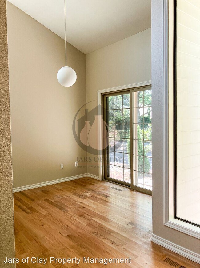 Foto del edificio - 3 br, 2 bath House - 8440 SW Lafayette Way