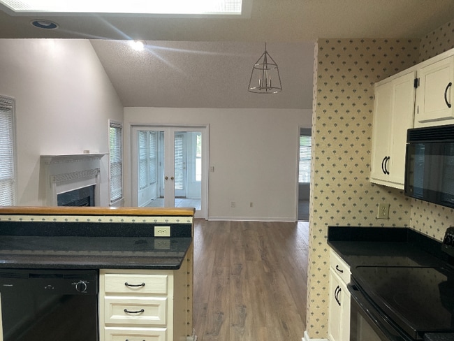 Building Photo - 989 Portabella Ln