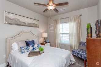 2BR, 2BA - B1/1,085 SF - Bedroom - Sixty610 Stone Creek