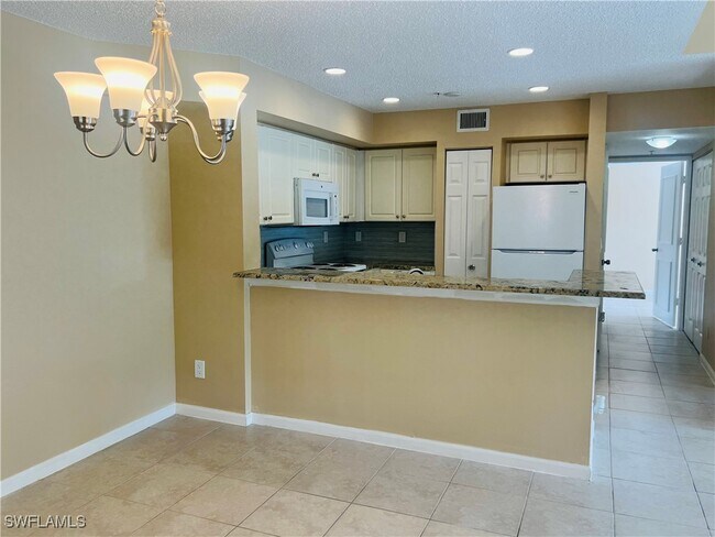 Foto del edificio - 1275 Wildwood Lakes Blvd