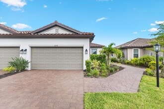 Building Photo - 6236 Grandview Hill Ct
